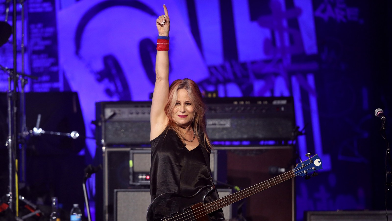 L7 rocker Jennifer Finch dead at 59 days after announcing aggressive brain cancer battle