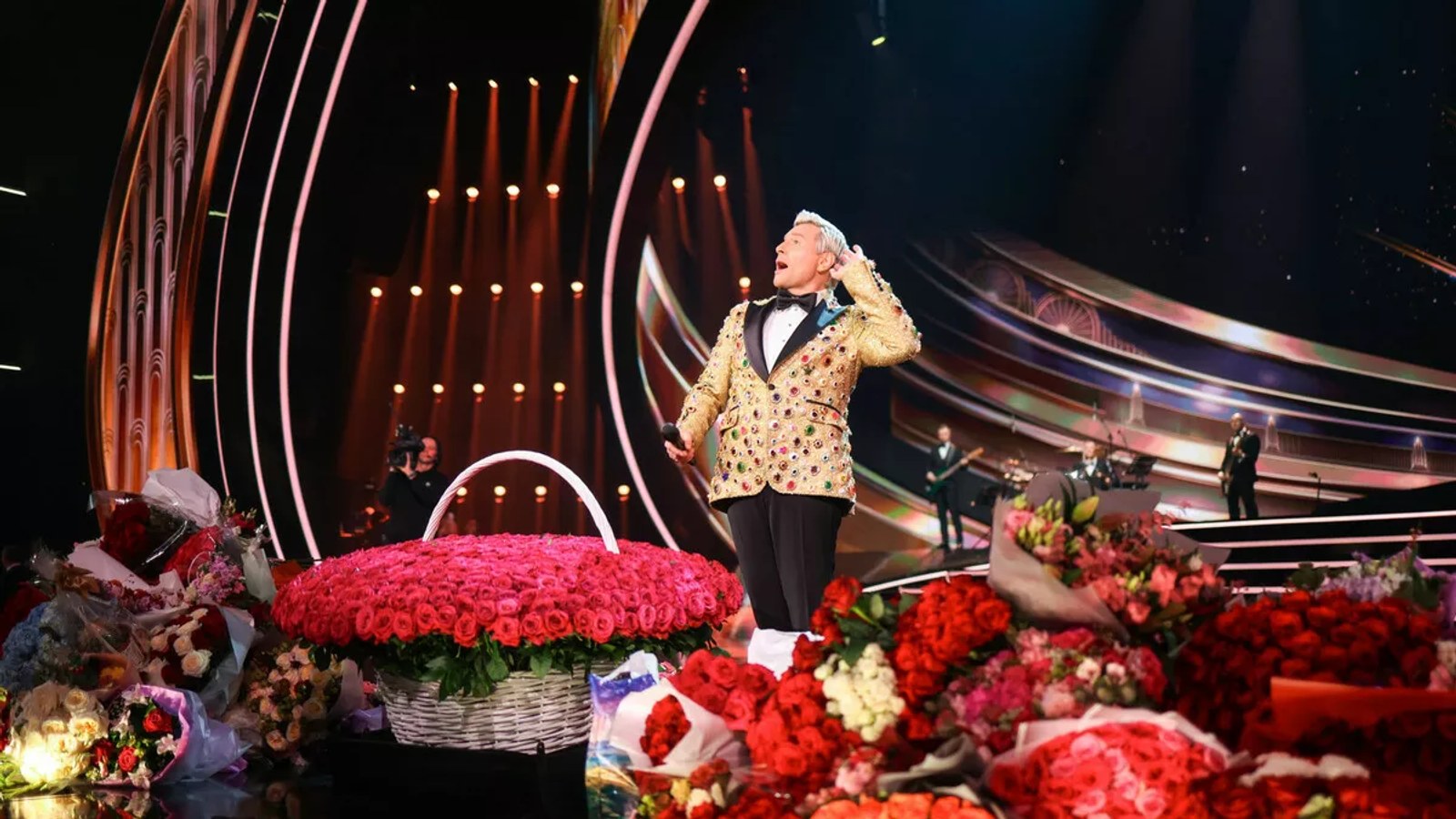 Стиль, драма и кутюр на 50‑летнем юбилее Николая Баскова в Live Арене