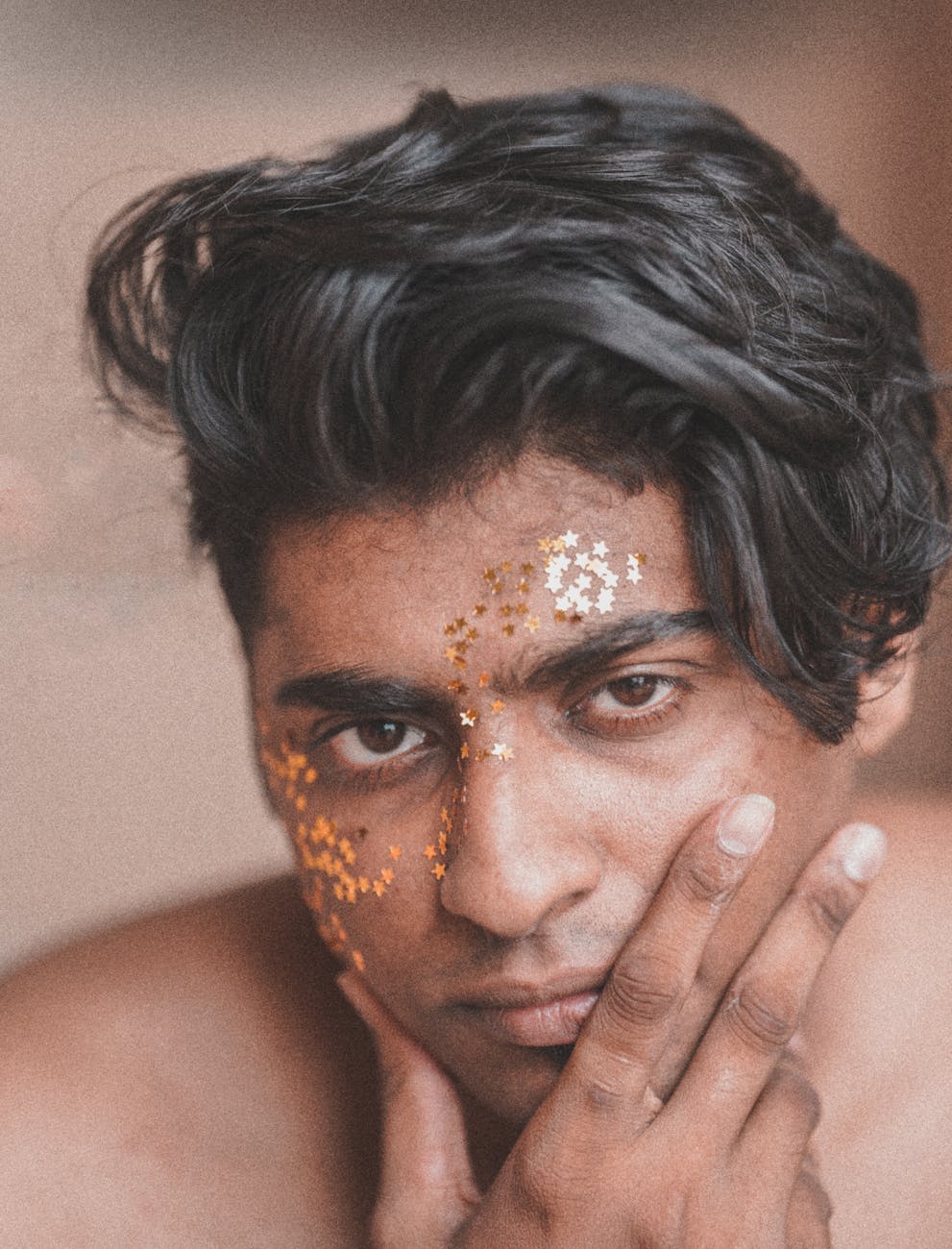 Adam Sandler, SNL Dönüşünde Chris Farley'e Opera Man'i Dirilterek Saygı Duruşu Yaptı! Nostalji Bombası!