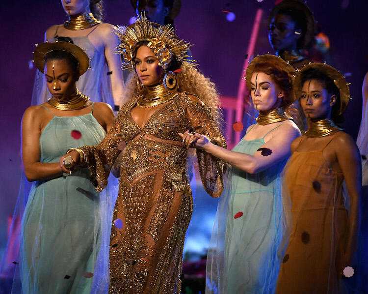 Adele Drops F-Bomb, Restarting George Michael Tribute at the 2017 Grammys