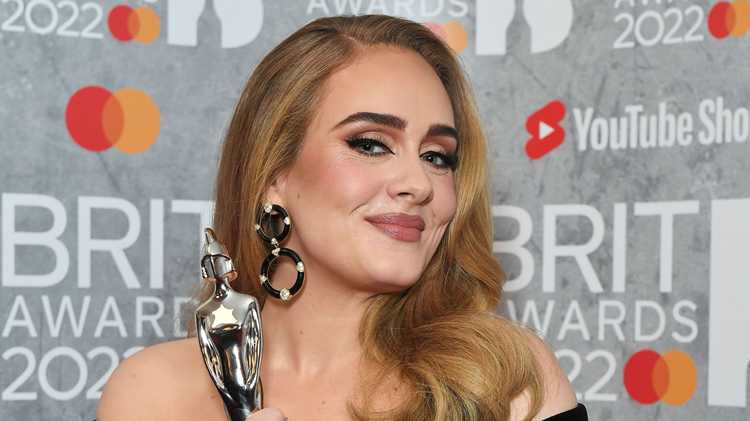 Adele Teases New Track - Fans Are Emotional and Excited