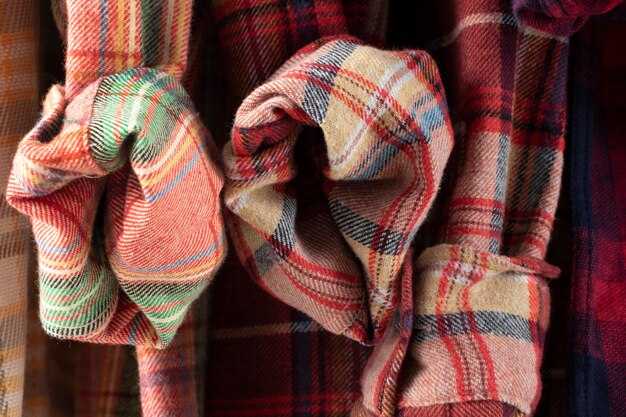 The Tartan - History, Meaning, and How to Wear It